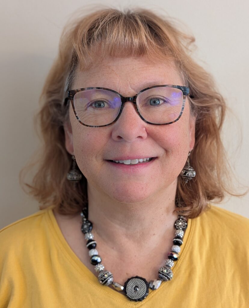 Headshot of Instructor Amy Kullgren